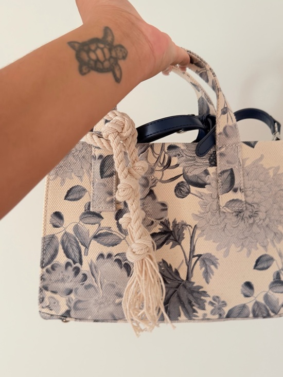 Vince Camuto Handbags - Vince Camuto Beige Floral Canvas Tote with Navy Accents